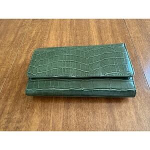 Mundi Green Faux Croc Wallet - NWT